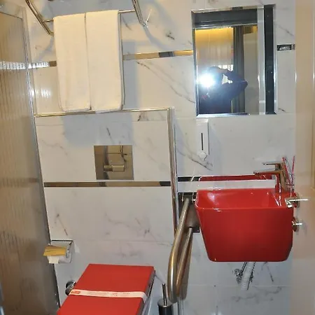 Koç Elıt Termınal 3* Isparta