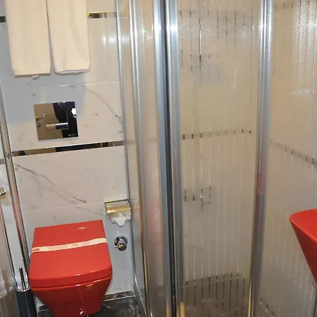 Koç Elıt Termınal Hotel 3*